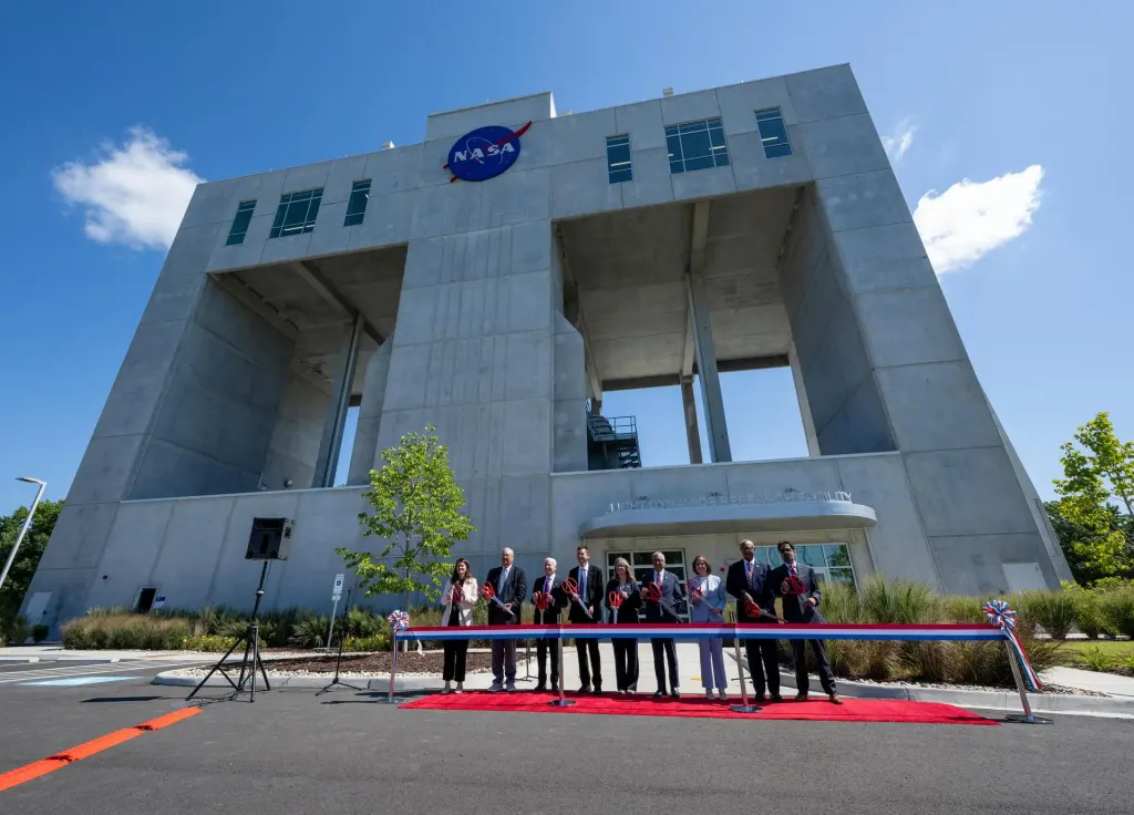 NASA在弗吉尼亚州开设新型飞行动力研究设施 图片