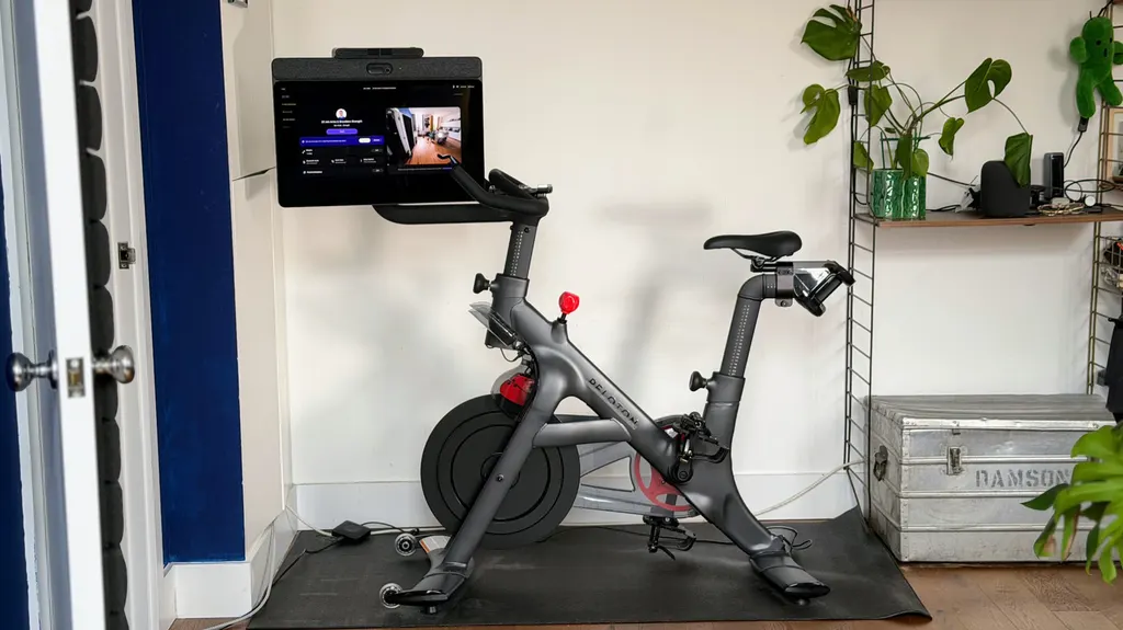 Peloton交叉训练自行车+评测：功能更强大但价格依然昂贵 图片