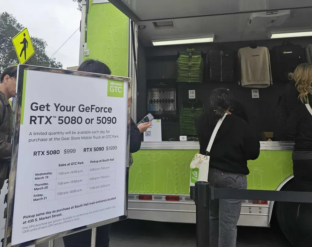 Nvidia在QuakeCon上以官方定价出售RTX 5000系列显卡 图片