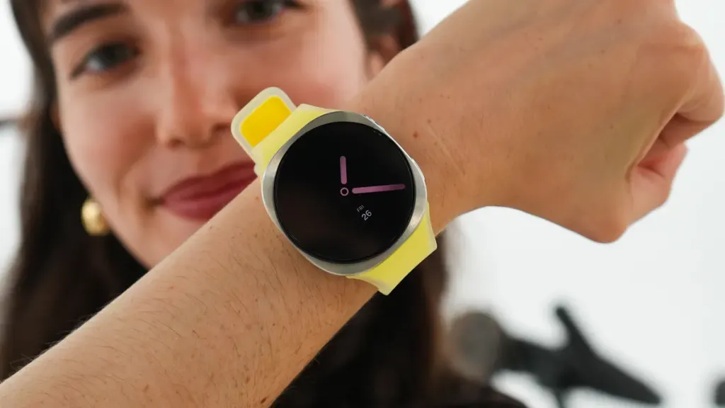 三星Galaxy Watch 9评测：健康数据过载，但面向未来 图片
