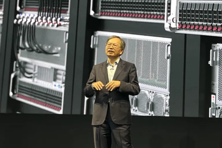 Supermicro财报超预期股价大涨 图片