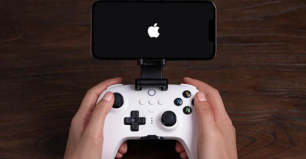 苹果正在开发适用于iPhone的游戏手柄 图片