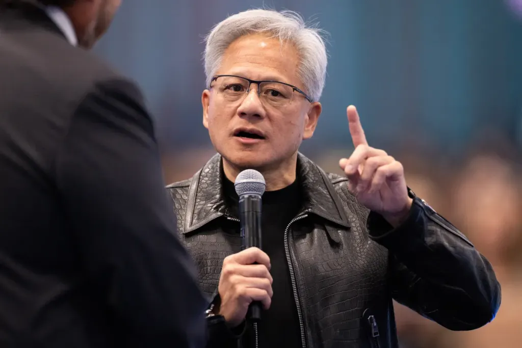 AI业界要不要减速：Anthropic提议控速，英伟达与监管立场对峙 图片