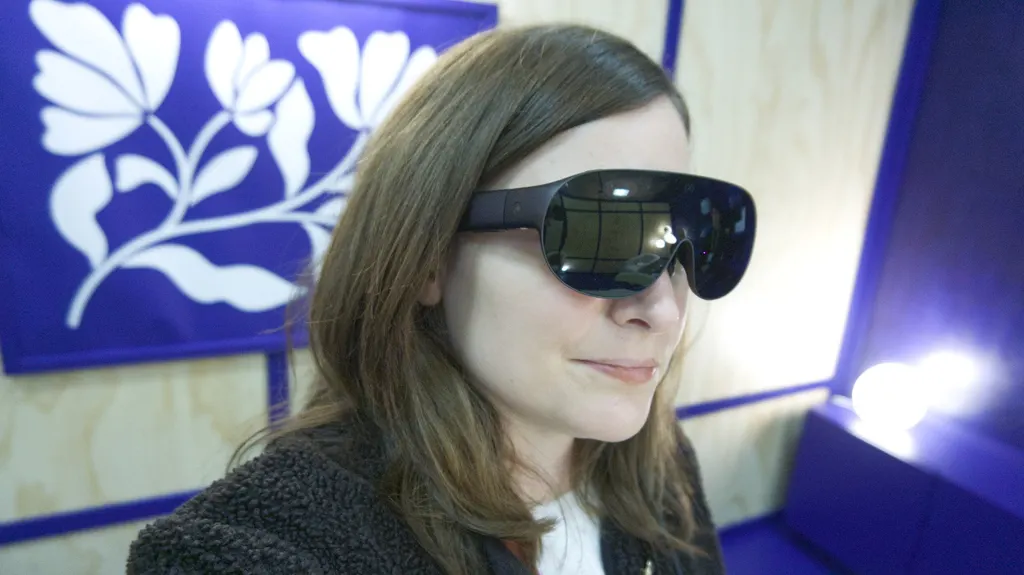 Meta发布VR眼镜：手部和眼部追踪技术更胜于控制器 图片