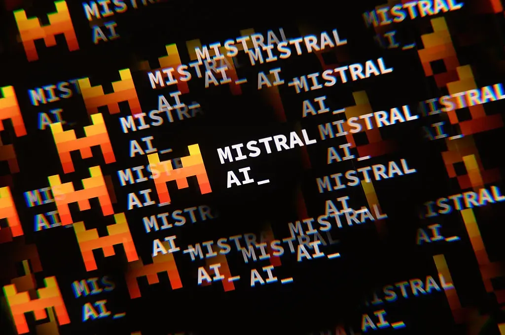 Mistral推出新模型Le Chonk，为企业带来可自主掌控的AI网络安全能力 图片