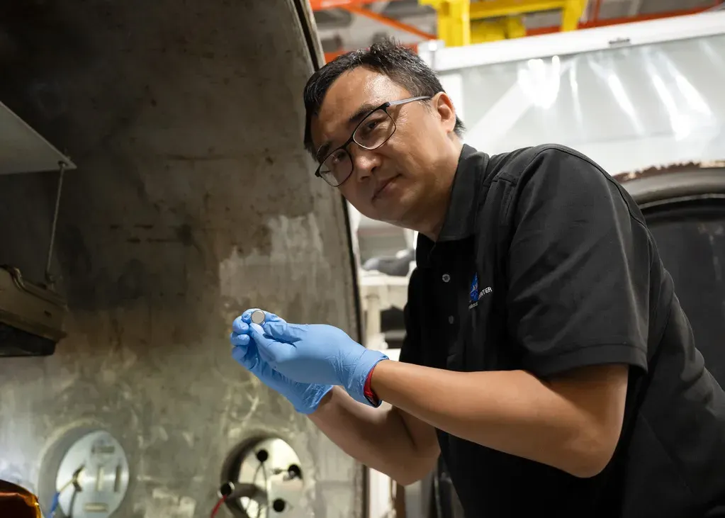 NASA研发SPEARS固态电池应对月球极寒供电 图片