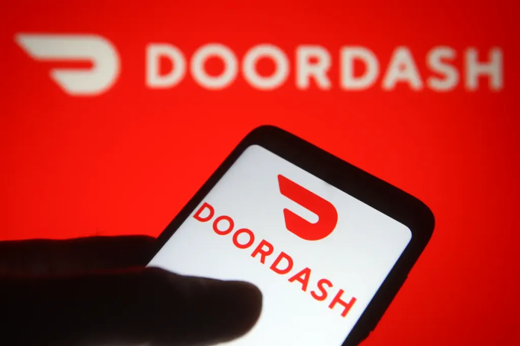 DoorDash以170亿美元收购Instacart,外卖与杂货配送合并 图片